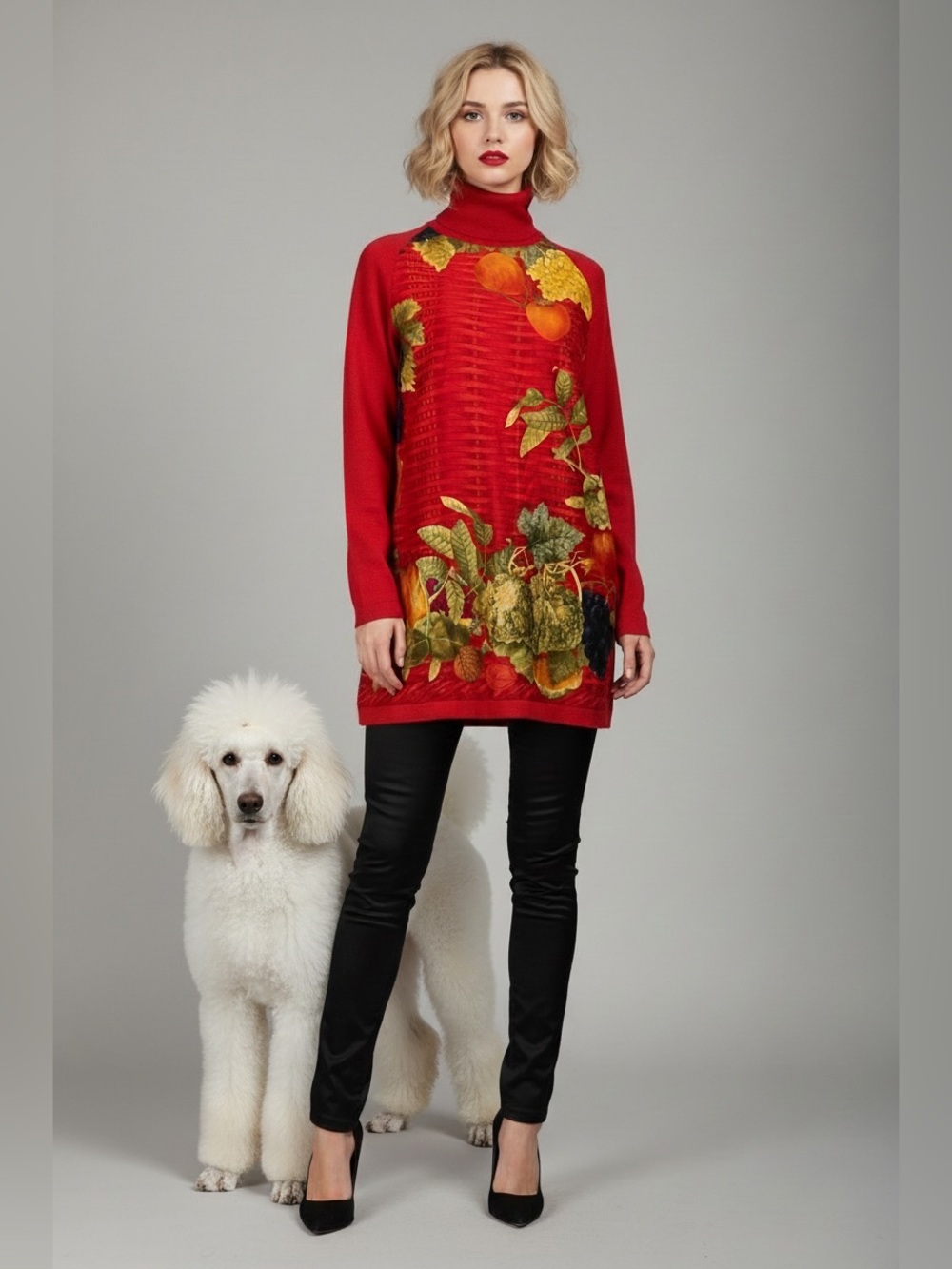 Gucci Silk Floral Fruit Print Turtleneck Tunic in Red Size Medium